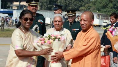 राष्ट्रपति द्रौपदी मुर्मु लखनऊ आगमन, लखनऊ में राष्ट्रपति का स्वागत, राज्यपाल आनंदीबेन पटेल, मुख्यमंत्री योगी आदित्यनाथ स्वागत, राष्ट्रपति उत्तर प्रदेश दौरा, लखनऊ एयरपोर्ट स्वागत समारोह, UP राष्ट्रपति विज़िट, राष्ट्रप‌ति कार्यक्रम लखनऊ, President Droupadi Murmu Lucknow Arrival, UP Governor Anandiben Patel welcomes President, CM Yogi Adityanath greets President, President visit to Uttar Pradesh, Lucknow airport reception President, Droupadi Murmu UP visit, President arrival ceremony Lucknow, Official visit of President India, राष्ट्रपति मुर्मु लखनऊ फोटो, लखनऊ एयरपोर्ट स्वागत तस्वीर, योगी आदित्यनाथ राष्ट्रपति स्वागत, राज्यपाल आनंदीबेन पटेल रिसेप्शन, President Murmu Lucknow image, UP Governor welcomes President photo, CM Yogi greets President picture, Lucknow airport reception image, #PresidentMurmu, #LucknowVisit, #UPNews, #YogiAdityanath, #AnandibenPatel, #RashtrapatiBhavan, #UPLatestNews, #NationalProposalsNews,