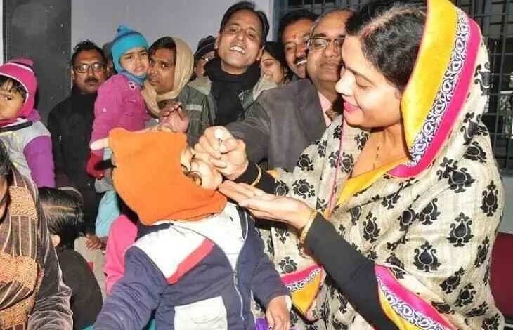 पल्स पोलियो अभियान, यूपी स्वास्थ्य विभाग, पोलियो ड्रॉप्स, बच्चों का टीकाकरण, जनस्वास्थ्य अभियान UP पल्स पोलियो अभियान, UP Pulse Polio Campaign, Polio Drops in Uttar Pradesh, Pulse Polio 33 Districts UP, Child Vaccination UP, Health Department UP News, Polio Free India Campaign, Public Health News UP, यूपी में पल्स पोलियो अभियान, UP Pulse Polio Campaign Booth #PulsePolio #UPHealthDepartment #PolioFreeIndia #ChildVaccination #UPNews #PublicHealth