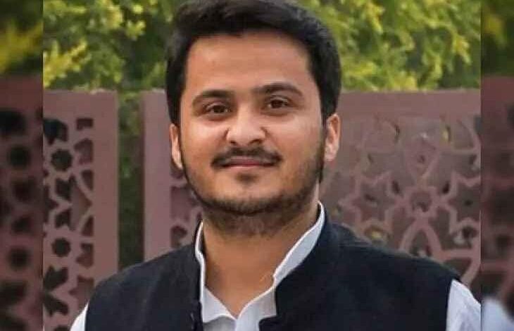 अब्दुल्ला आज़म सजा, रामपुर MP MLA कोर्ट फैसला, पासपोर्ट केस अब्दुल्ला, अज़म खान परिवार विवाद, दो पासपोर्ट मामला, रामपुर कोर्ट ताज़ा खबर, उत्तर प्रदेश राजनीतिक केस, अब्दुल्ला आज़म जेल, आकाश सक्सेना केस, Abdullah Azam sentenced, Rampur MP MLA Court verdict, Two passport case, Azam Khan son conviction, UP political crime news, Abdullah Azam 7 years jail, Passport fraud case Rampur, Indian political legal cases, अब्दुल्ला आज़म कोर्ट फोटो, रामपुर एमपी एमएलए कोर्ट इमेज, पासपोर्ट केस सुनवाई चित्र, अज़म खान परिवार केस फोटो, Abdullah Azam court image, Rampur court judgement photo, Passport case India picture, UP political case image, रामपुर जिला, उत्तर प्रदेश, राजनीतिक केस, अदालत का फैसला, क्राइम एंड पॉलिटिक्स न्यूज़, District: Rampur State: Uttar Pradesh Category: Political / Court / Crime News #AbdullahAzam #RampurNews #UPPolitics #PassportCase #AzamKhan #CourtVerdict #BreakingNews #PoliticalNews