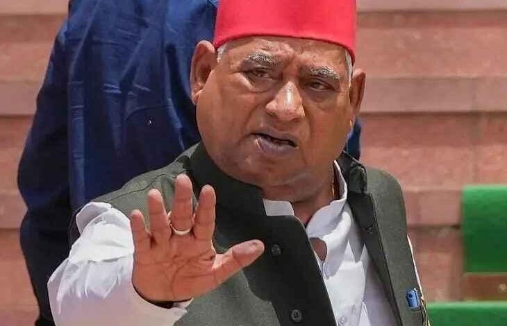वंदे मातरम् विवाद, योगी आदित्यनाथ खबर, सपा सांसद अवधेश प्रसाद बयान, यूपी राजनीति, लखनऊ न्यूज़, राज्यसभा चर्चा, यूपी गंगा जमुनी तहजीब, बुलडोजर राजनीति, UP Political News, Vande Mataram Controversy, Yogi Adityanath Latest News, Awadhesh Prasad Statement, Uttar Pradesh Politics, Lucknow News Update, Bulldozer Politics, वंदे मातरम् मुद्दा, यूपी सरकार विवाद, योगी सरकार आलोचना, सपा का हमला, UP Assembly Politics, Vande Mataram Debate, UP Govt Criticism, SP Attack on Yogi, #VandeMataramVivad, #YogiAdityanath, #SPvsBJP, #UPPolitics, #LucknowNews, #AwadheshPrasad, #BulldozerPolitics, #UttarPradeshNews, #VandeMataramDebate,