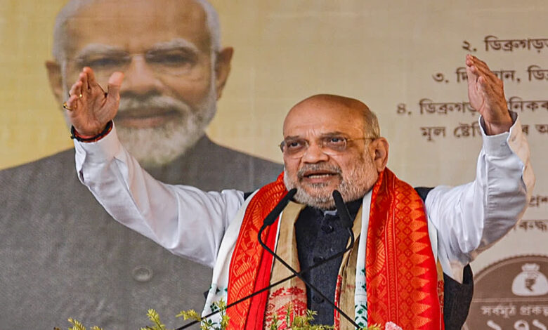 Amit Shah Assam Visit, अमित शाह असम दौरा, Amit Shah Dibrugarh Rally, Assam Politics News, Congress vs BJP Assam, Assam Assembly Election News, Himanta Biswa Sarma, Assam Development Projects, Political News India, North East Politics,Amit Shah Dibrugarh Image, अमित शाह असम रैली फोटो, Assam Development Projects Image, BJP Rally Assam, Home Minister Assam Visit,#AmitShah, #AssamPolitics, #Dibrugarh, #BJP, #Congress, #HimantaBiswaSarma, #AssamDevelopment, #PoliticalNews, #अमित_शाह, #असम_राजनीति,