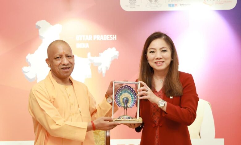 CM योगी सिंगापुर दौरा, Yogi Adityanath Singapore Visit, Uttar Pradesh Investment News, यूपी निवेश समाचार, Noida Data Center Project, जेवर एयरपोर्ट निवेश, Kanpur Lucknow Logistics Park, Ghaziabad Health Investment, Uttar Pradesh Economic News, यूपी ट्रिलियन डॉलर अर्थव्यवस्था, Lucknow Political News, Uttar Pradesh Government Policy News, Singapore Investment in UP, District Gautam Buddh Nagar News, District Ghaziabad News, District Lucknow News, Political News Uttar Pradesh,CM योगी सिंगापुर मीटिंग फोटो, Yogi Adityanath GIC Meeting Image, Temasek Investment UP Photo, जेवर एयरपोर्ट थीम्ड टाउनशिप मैप, Noida Data Center Park Image, Kanpur Lucknow Highway Logistics Park Photo, Uttar Pradesh Investment Summit Visual,CM योगी सिंगापुर दौरा उत्तर प्रदेश, Yogi Singapore Investment Uttar Pradesh, नोएडा डेटा सेंटर प्रोजेक्ट 2026, जेवर एयरपोर्ट न्यूज़ गौतम बुद्ध नगर, गाजियाबाद हेल्थ सेक्टर निवेश, लखनऊ राजनीतिक समाचार, Uttar Pradesh Infrastructure Investment 2026, UP District Wise Investment Update, #CMYogiSingaporeVisit, #UttarPradeshInvestment, #NoidaDataCenter, #JewarAirportProject, #GhaziabadNews, #LucknowNews,