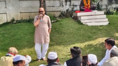 अजय राय बयान, कांग्रेस सत्याग्रह लखनऊ, मनरेगा बचाओ संग्राम, यूपी कांग्रेस विरोध प्रदर्शन, प्रमोद तिवारी बयान, योगी सरकार पर आरोप, UP Political News 2026, Congress Protest Lucknow,कांग्रेस सत्याग्रह फोटो, महात्मा गांधी प्रतिमा लखनऊ, अजय राय विरोध प्रदर्शन, यूपी कांग्रेस धरना, लखनऊ राजनीतिक खबर 2026,#AjayRai #CongressProtest #LucknowNews #MNREGA #UPPolitics #Satyagraha #PoliticalNews2026