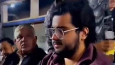 अतीक अहमद बेटा अबान अहमद मौत, अबान अहमद सड़क हादसा, अतीक अहमद बेटे की खबर, झांसी कानपुर हाईवे हादसा, झांसी सड़क दुर्घटना, पूंछ थाना एक्सीडेंट, उत्तर प्रदेश सड़क हादसा, झांसी दुर्घटना समाचार, अली अहमद जेल मुलाकात, उत्तर प्रदेश क्राइम न्यूज, झांसी लेटेस्ट न्यूज, हाईवे एक्सीडेंट न्यूज,झांसी उत्तर प्रदेश सड़क हादसा, पूंछ थाना झांसी दुर्घटना, झांसी कानपुर राष्ट्रीय राजमार्ग हादसा, उत्तर प्रदेश ब्रेकिंग न्यूज, झांसी पुलिस जांच, Jhansi Uttar Pradesh Accident News, Poonch Police Station Jhansi, Jhansi Kanpur National Highway Accident,Atiq Ahmed son Aban Ahmed accident, Damaged car on Jhansi Kanpur Highway, Jhansi road accident scene, UP highway accident news, Police investigation after accident,