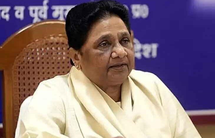 BSP सुप्रीमो मायावती,कांशीराम वाले अंदाज में लौटेंगी BSP चीफ, मायावती नोएडा रैली 6 दिसंबर, यूपी चुनाव 2027 BSP तैयारी, बाबा साहेब परिनिर्वाण दिवस रैली, मायावती की राजनीतिक रणनीति, English SEO Keywords: Kanshiram style BSP chief return, Mayawati Noida rally 6 December, UP Election 2027 BSP strategy, Ambedkar Parinirvan Diwas rally, Mayawati political comeback, मायावती की रैली की तस्वीर, BSP चीफ मायावती स्टेज पर, नोएडा परिनिर्वाण दिवस कार्यक्रम, कांशीराम अंदाज मायावती पोस्टर, यूपी चुनाव BSP प्रचार, Mayawati rally photo, BSP chief Mayawati on stage, Noida Parinirvan Diwas event, Kanshiram style Mayawati banner, UP election BSP campaign image, #मायावती, #BSP, #कांशीराम, #UP2027Election, #NoidaRally, #BabasahebAmbedkar, #ParinirvanDiwas, #PoliticalNews, #DalitPolitics,