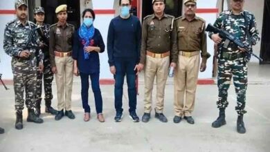 ब्रिटिश डॉक्टर गिरफ्तार, रुपईडीहा बॉर्डर गिरफ्तारी, नेपाल से भारत अवैध प्रवेश, पाकिस्तानी मूल का डॉक्टर, बहराइच बॉर्डर सुरक्षा, विदेशी नागरिक गिरफ्तार, नेपाल भारत सीमा खबर, ब्रिटिश पासपोर्ट जांच, भारत नेपाल बॉर्डर अलर्ट, बीएसएफ गिरफ्तारी खबर, British doctors arrested India, Nepal India border arrest, Pakistani origin doctor caught, Rupaidiha border news, Illegal entry India Nepal, Foreign nationals detained India, British passport verification India, India security alert Nepal border, Bahraich border arrest, UK citizens arrested India, विदेशी डॉक्टर गिरफ्तारी फोटो, बहराइच रुपईडीहा बॉर्डर तस्वीर, नेपाल से गिरफ्तार नागरिक इमेज, पाकिस्तानी मूल डॉक्टर फोटो, ब्रिटिश पासपोर्ट बरामद तस्वीर, Foreign doctor arrest image, Rupaidiha border security photo, British passport seized image, Pakistani origin suspect picture, Nepal India border arrest photo, #IndiaNews, #NepalBorder, #BritishDoctorsArrested, #PakistaniOrigin, #BahraichNews, #NationalPrastavana, #SecurityAlert, #BorderNews,