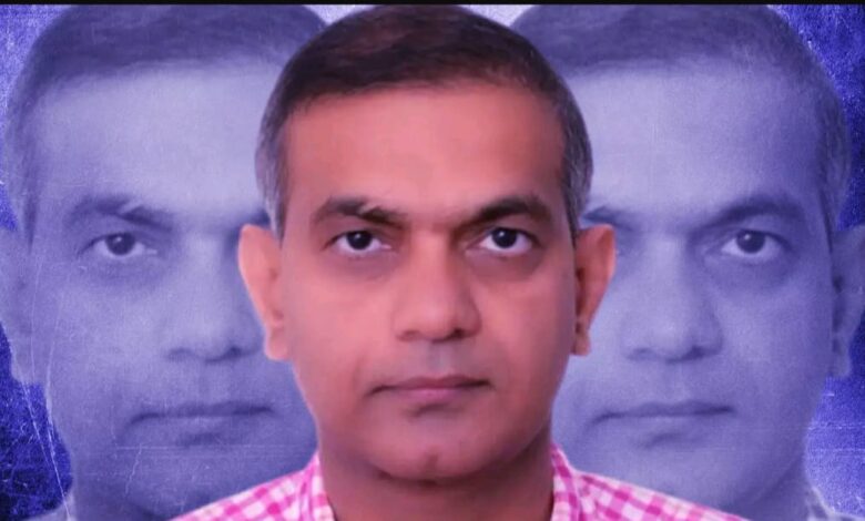 IAS आमोद कुमार VRS, UP सीनियर IAS खबर, 1995 बैच IAS रिटायरमेंट, अखिलेश सरकार सचिव, IAS VRS न्यूज यूपी, उत्तर प्रदेश प्रशासनिक खबर, IAS आमोद कुमार ने दिया VRS, केंद्रीय प्रतिनियुक्ति IAS अपडेट, IAS Amod Kumar VRS, UP senior IAS officer news, 1995 batch IAS voluntary retirement, Akhilesh govt secretary IAS, UP bureaucracy update, IAS Amod Kumar retirement, Central deputation IAS latest, आईएएस आमोद कुमार फोटो, UP IAS अधिकारी VRS इमेज, सीनियर IAS रिटायरमेंट तस्वीर, IAS VRS यूपी न्यूज फोटो, IAS Amod Kumar image, UP IAS officer VRS picture, Senior IAS retirement photo, IAS news UP image, #IAS #AmodKumar #UPNews #Bureaucracy #VRS #AkhileshYadav #UPAdministration #BreakingNews #IASOfficer #LatestNews,