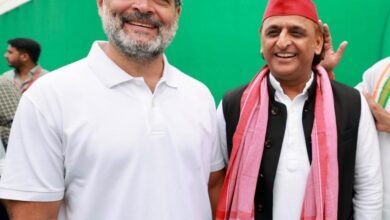 यूपी की राजनीति में बड़ा बदलाव, सपा कांग्रेस सीट बंटवारा, अखिलेश यादव रणनीति, यूपी चुनाव गठबंधन फार्मूला, कांग्रेस सीट मांग विवाद, यूपी में सपा की चुनावी रणनीति, बिहार परिणाम का प्रभाव यूपी राजनीति, UP politics big change, SP Congress seat sharing, Akhilesh Yadav strategy, UP election alliance formula, Congress seat demand dispute, SP election plan UP, Bihar election impact on UP politics, सपा कांग्रेस गठबंधन सीट फार्मूला, यूपी चुनाव सीट वितरण विवाद, अखिलेश यादव कांग्रेस रणनीति, यूपी राजनीतिक बदलाव विश्लेषण, यूपी विधानसभा चुनाव सीट समझौता, SP Congress alliance seat formula, UP election seat sharing dispute, Akhilesh Yadav Congress strategy, Uttar Pradesh political analysis, UP assembly seat settlement,