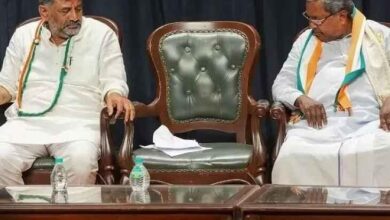 Karnataka CM race, DK Shivakumar Siddaramaiah meeting, Congress high command decision, Karnataka government formation, CM post dispute news, कर्नाटक कांग्रेस बैठक फोटो, डीके शिवकुमार सिद्धारमैया इमेज, सीएम रेस तस्वीर, Karnataka Congress meeting photo, DK Shivakumar Siddaramaiah picture, Karnataka CM race image, #KarnatakaPolitics, #DKShivakumar, #Siddaramaiah, #CongressNews, #CMRace, #PoliticalUpdate, #KarnatakaGovernment, #IndiaPolitics,