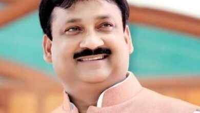 पूर्व सपा विधायक सरेंडर, झांसी कोर्ट न्यूज, गरौठा विधायक विवाद, पुलिस कार्रवाई झांसी, संपत्ति कुर्क, Former SP MLA Jhansi, Court surrender India, Police action UP,झांसी की कोर्ट में पूर्व सपा विधायक ने क्यों किया सरेंडर, दीपनारायण सिंह यादव खबर, झांसी सपा नेता सरेंडर, गरौठा विधायक मामला, 20 करोड़ संपत्ति कुर्क, Jhansi court surrender news, Former SP MLA surrender, Dipnarayan Singh Yadav case, Jhansi crime news,झांसी जिला अपराध समाचार, उत्तर प्रदेश राजनीतिक अपराध खबर, गरौठा विधानसभा न्यूज, पूर्व विधायक विवाद, पुलिस कार्रवाई खबर, Jhansi district crime news, Uttar Pradesh political crime, Former MLA legal case, UP law and order news,#JhansiNews, #SPMLA, #DipnarayanSinghYadav, #CourtSurrender, #UPCrime, #GarothaVidhanSabha, #PoliticalCrime, #BreakingNews, #UttarPradesh, #PoliceAction,