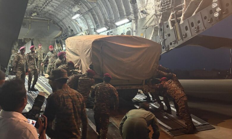 Operation Sagar Bandhu, ऑपरेशन सागर बंधु, IAF relief mission, C-17 Globemaster India, Mi-17 helicopter rescue, India humanitarian assistance, कोलंबो राहत मिशन, भारतीय वायुसेना राहत अभियान, Airlift para field hospital India, Disaster relief operation India, Operation Sagar Bandhu images, IAF C-17 landing Colombo photo, Mi-17 relief operation picture, भारतीय वायुसेना आपदा राहत तस्वीरें, Sagar Bandhu rescue visuals, India humanitarian support images, #OperationSagarBandhu, #IAF, #IndianAirForce, #C17Globemaster, #Mi17, #ReliefMission, #IndiaHelps, #HumanitarianAid, #DisasterRelief,