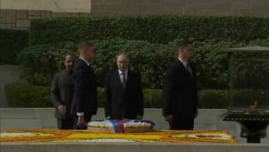 पुतिन भारत दौरा, पुतिन राजघाट श्रद्धांजलि, भारत रूस समिट 2025, महात्मा गांधी राजघाट समाचार, राष्ट्रपति भवन स्वागत समारोह, दिल्ली राजनीति खबर, अंतरराष्ट्रीय संबंध भारत रूस, विदेश नीति भारत, हैदराबाद हाउस मीटिंग, नई दिल्ली ताज़ा खबर, Putin India Visit, Putin pays tribute at Rajghat, India Russia Summit 2025, Vladimir Putin Delhi News, Guard of Honour India, India Russia bilateral meeting, Hyderabad House Summit, New Delhi political news, Gandhi memorial tribute, India foreign relations, पुतिन राजघाट फोटो, महात्मा गांधी स्मारक श्रद्धांजलि, राष्ट्रपति भवन स्वागत दृश्य, भारत रूस समिट इमेज, दिल्ली राजनीति तस्वीर, Putin Rajghat image, Gandhi memorial tribute photo, India Russia summit picture, Vladimir Putin Delhi visit image, Guard of honour ceremony India, पुतिन भारत यात्रा विवरण, India Russia relations update, राजघाट श्रद्धांजलि कार्यक्रम, Delhi diplomatic event, Hyderabad House Summit details, #PutinInIndia, #IndiaRussiaSummit, #Rajghat, #VladimirPutin, #MahathmaGandhi, #DelhiNews, #IndiaRussiaRelations, #PMModi, #Diplomacy, #BreakingNews,