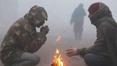 UP ठंड 4°C, यूपी मौसम अपडेट, यूपी शीतलहर अलर्ट, लखनऊ ठंड, यूपी तापमान गिरावट, उत्तर प्रदेश मौसम समाचार, यूपी कोहरा अलर्ट, ठंडी पछुआ हवाएँ, यूपी फ्लाइट कैंसल, UP cold 4°C, UP weather update, Uttar Pradesh cold wave alert, Lucknow temperature drop, UP winter forecast, UP fog alert, cold winds in UP, IMD UP weather, UP सर्दी की फोटो, लखनऊ कोहरा दृश्य, यूपी ठंड का मौसम, एयरपोर्ट फ्लाइट लेट फोटो, शीतलहर यूपी इमेज, UP winter images, Lucknow fog photo, UP cold wave visuals, airport delayed flights images, cold weather India photo, #UPठंड, #UPWeather, #UPColdWave, #LucknowWeather, #IMDAlert, #WinterUpdateUP, #ColdWaveIndia, #FogAlertUP, #WeatherNewsUP, #NorthIndiaWeather,