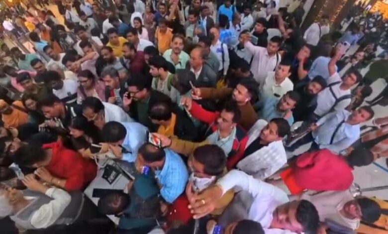 दिल्ली एयरपोर्ट फ्लाइट रद्द, इंडिगो उड़ानें रद्द, इंडिगो क्राइसिस, फ्लाइट कैंसिल खबर, दिल्ली इंडिगो अपडेट, एयरपोर्ट अफरा-तफरी, क्रू शॉर्टेज इंडिगो, ऑपरेशन समस्या इंडिगो, यात्री फंसे एयरपोर्ट, इंडिगो फ्लाइट विलंब, IndiGo flights cancelled, Delhi Airport cancellations, IndiGo operational crisis, IndiGo crew shortage, Passengers stranded airport, IndiGo delays India, Flight disruption Delhi, Mass cancellations IndiGo, Airport chaos Delhi, IndiGo latest news, इंडिगो फ्लाइट रद्द फोटो, दिल्ली एयरपोर्ट भीड़ तस्वीर, यात्री फंसे एयरपोर्ट इमेज, इंडिगो ऑपरेशन संकट चित्र, फ्लाइट कैंसिलेशन फोटो, IndiGo cancellations image, Delhi airport crowd photo, Passengers stranded picture, IndiGo crisis visual, Airport disruption image, इंडिगो फ्लाइट अपडेट, Delhi airport flight status, IndiGo operational failure, India aviation crisis, Flight cancellation details, #IndiGoCrisis, #DelhiAirport, #FlightCancelled, #PassengersStranded, #AviationNews, #IndiGoUpdate, #FlightDisruption, #BreakingNews, #AirportChaos, #TravelAlert,
