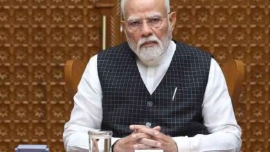 PM मोदी बैठक, UP NDA सांसद, मोदी का संदेश, योजनाओं का प्रचार, सोशल मीडिया सक्रियता, जनसेवा मोदी बयान, यूपी राजनीतिक अपडेट, प्रधानमंत्री बैठक खबर, PM Modi meeting, UP NDA MPs, Modi message to MPs, government schemes promotion, social media activity MPs, public outreach Modi, political update UP, Prime Minister interaction, PM मोदी सांसद बैठक, यूपी NDA मीटिंग, मोदी बयान अपडेट, योजनाओं का प्रचार कमी, सोशल मीडिया निर्देश मोदी, PM Modi MP meeting, UP NDA session, Modi remarks update, schemes promotion issue, social media directive Modi, #PMModi #NDA #UPPolitics #GovernmentSchemes #SocialMediaCampaign #MPMeeting #ModiUpdates #NationalNews,