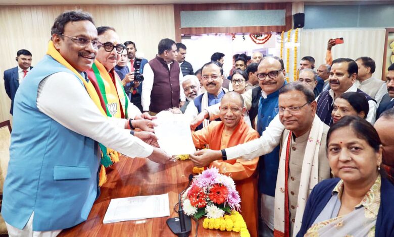 #UPBJP, #UPBJPPresident, #PankajChaudhary, #पंकज_चौधरी, #यूपी_बीजेपी, #बीजेपी_प्रदेश_अध्यक्ष, #UttarPradeshPolitics, #UPPolitics, #BJPNews, #BJPStrategy, #KurmiPolitics, #कुर्मी_राजनीति, #OBCPolitics, #ओबीसी_राजनीति, #YogiAdityanath, #योगी_आदित्यनाथ, #BJP2027, #UPAssemblyElection2027, #2027_विधानसभा_चुनाव, #PoliticalNews, यूपी भाजपा प्रदेश अध्यक्ष, पंकज चौधरी प्रदेश अध्यक्ष, यूपी बीजेपी नया अध्यक्ष, कुर्मी समाज राजनीति, यूपी भाजपा संगठन, योगी सरकार और संगठन, 2027 विधानसभा चुनाव यूपी, भाजपा की चुनावी रणनीति, ओबीसी वोट बैंक यूपी, सपा पीडीए की काट, UP BJP President, Pankaj Chaudhary BJP, Uttar Pradesh BJP News, BJP Strategy 2027, Kurmi Community Politics, OBC Vote Bank UP, Yogi Adityanath BJP, UP Assembly Election 2027, BJP Organizational Changes, Indian Political News, पंकज चौधरी यूपी भाजपा अध्यक्ष क्यों बने, यूपी भाजपा अध्यक्ष पंकज चौधरी इनसाइड स्टोरी, कुर्मी समाज को साधने की भाजपा रणनीति, योगी आदित्यनाथ और भाजपा संगठन संतुलन, यूपी बीजेपी 2027 चुनाव की तैयारी, Why Pankaj Chaudhary became UP BJP President, BJP Kurmi strategy in Uttar Pradesh, UP BJP leadership change 2025, #BreakingNews, #Exclusive, #InsideStory, #PoliticalUpdate, #UPNews, #LucknowNews, #DesiPolitics, #ElectionMode,