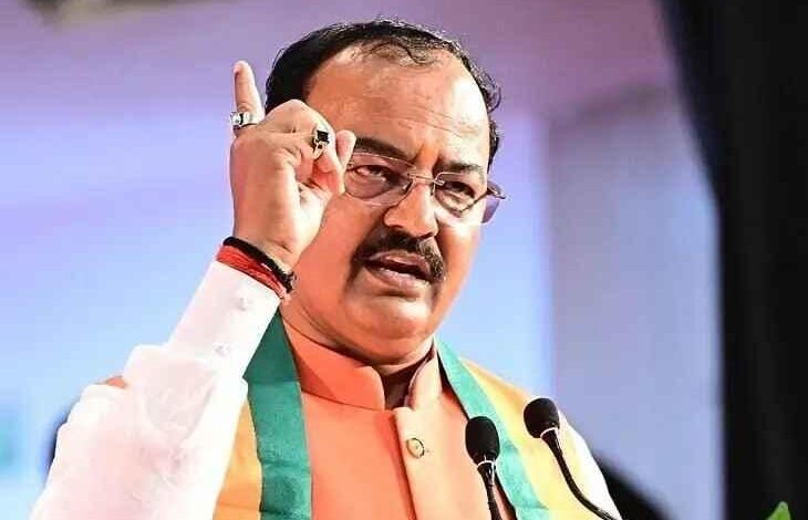 केशव प्रसाद मौर्य बयान, यूपी चुनाव 2027, भाजपा जीत दावा, लखनऊ राजनीतिक खबर, योगी सरकार 9 साल, सपा पर हमला, Keshav Prasad Maurya statement, UP विधानसभा चुनाव 2027, BJP victory prediction, Uttar Pradesh politics news, Lucknow political news, Yogi government development,Keshav Maurya news, UP deputy CM statement 2026, BJP hat trick 2027, Akhilesh Yadav reaction news, UP politics latest update, Lucknow Lok Bhawan event news,#UPPolitics, #KeshavMaurya, #BJP2027, #UPElection2027, #YogiGovernment, #AkhileshYadav, #LucknowNews, #PoliticalNews, #IndiaPolitics,