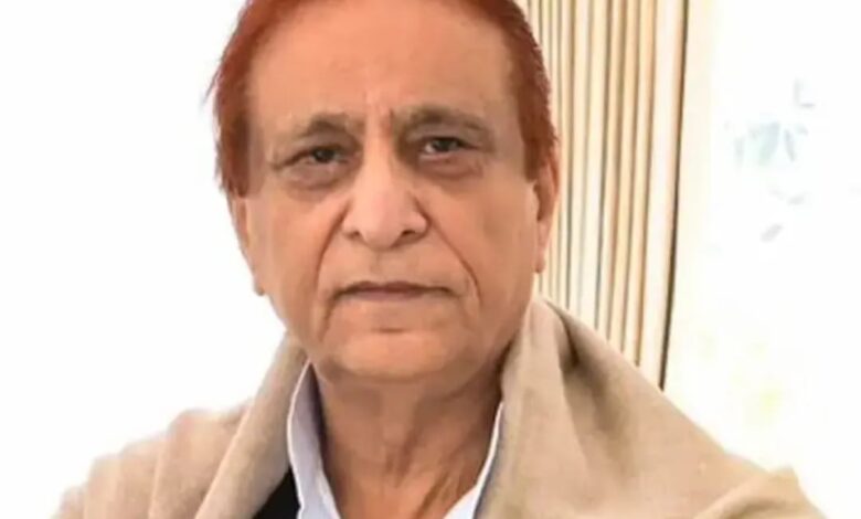 आजम खान को कोर्ट से बड़ी राहत, आजम खान केस, रामपुर MP-MLA कोर्ट फैसला, सपा नेता आजम खान, सेना पर अभद्र टिप्पणी मामला, 2017 चुनाव बयान केस, आजम खान बरी, यूपी राजनीति खबर, Azam Khan big relief, Azam Khan acquitted, Rampur MP MLA court verdict, SP leader Azam Khan, 2017 election remark case, army remark case Azam Khan, Uttar Pradesh political news, आजम खान कोर्ट बाहर फोटो, रामपुर कोर्ट फैसला तस्वीर, सपा नेता आजम खान की छवि, आजम खान बरी फोटो, अदालत में आजम खान की उपस्थिति, Azam Khan court image, Rampur court decision photo, SP leader Azam Khan picture, Azam Khan acquittal image, court appearance Azam Khan, रामपुर जिला न्यूज़, उत्तर प्रदेश कोर्ट अपडेट, यूपी राजनीतिक निर्णय, रामपुर एमपी-एमएलए कोर्ट, Rampur district news, Uttar Pradesh court update, UP political legal news, Rampur MP MLA special court, #AzamKhan, #CourtVerdict, #RampurNews, #SPLeader, #UPPolitics, #AzamKhanAcquitted, #UPNews, #PoliticalNews, #SamajwadiParty,