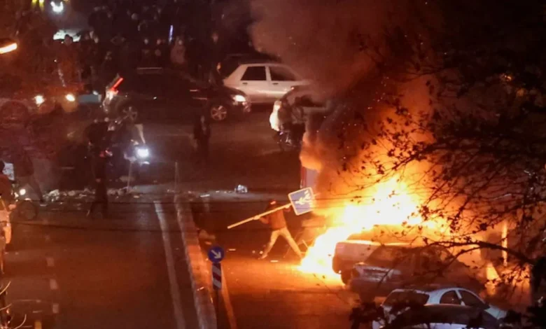 ईरान विरोध प्रदर्शन मौतें, Iran protests deaths, Iran crisis news, ईरान हिंसा समाचार, Iran government admission, Iran unrest latest news, Middle East unrest, Iran protest Reuters, ईरान राजनीतिक संकट,ईरान विरोध प्रदर्शन, ईरान हिंसा, तेहरान प्रदर्शन, Iran protests image, Iran unrest photo, Middle East protest visuals, Iranian government crisis,#IranProtests, #IranCrisis, #IranDeaths, #MiddleEastNews, #GlobalPolitics, #ReutersNews, #IranUnrest,
