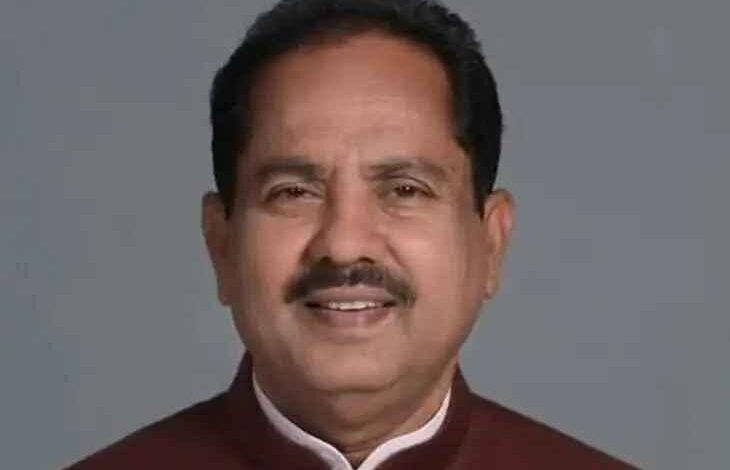 BJP विधायक हार्ट अटैक निधन, फरीदपुर विधायक निधन, बरेली बीजेपी विधायक मौत, डॉ श्याम बिहारी लाला निधन, Bareilly BJP MLA Death, Faridpur MLA Heart Attack, BJP MLA dies during meeting, Uttar Pradesh BJP News, Bareilly Political News,BJP विधायक डॉ श्याम बिहारी लाला, फरीदपुर विधानसभा, बरेली सर्किट हाउस बैठक, पशुधन मंत्री धर्मपाल सिंह बैठक, BJP MLA Heart Attack Image, Bareilly BJP Leader Death,बरेली जिला, उत्तर प्रदेश, राजनीतिक खबर, भाजपा विधायक, फरीदपुर विधानसभा, डॉ श्याम बिहारी लाला, पशुधन मंत्री धर्मपाल सिंह, Bareilly District, Uttar Pradesh News, BJP MLA Death News, Political Breaking News, #BareillyNews, #BJPMLA, #FaridpurAssembly, #UttarPradeshPolitics, #HeartAttackNews,