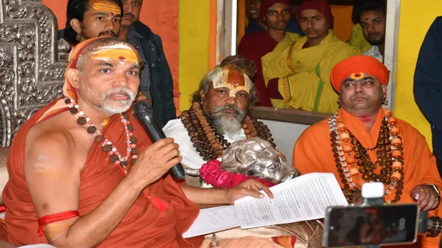 स्वामी अविमुक्तेश्वरानंद योगी विवाद, काशी संत विवाद, गोमाता राज्यमाता मांग, मांस निर्यात उत्तर प्रदेश, Swami Avimukteshwaranand Yogi Adityanath row, Kashi controversy news, Cow protection politics UP, Religious politics India, Varanasi breaking news,स्वामी अविमुक्तेश्वरानंद काशी, योगी आदित्यनाथ विवाद, काशी प्रेस कॉन्फ्रेंस, Swami Avimukteshwaranand image, Yogi Adityanath controversy photo, Varanasi news image,#SwamiAvimukteshwaranand, #YogiAdityanath, #काशी, #गोमाता, #CowProtection, #ReligiousPolitics, #UttarPradeshNews, #VaranasiNews, #GoogleDiscover, #ManojShukla,