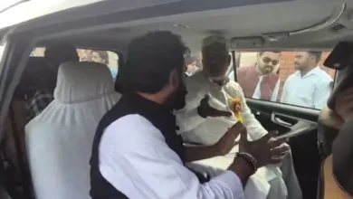 महोबा भाजपा विवाद फोटो, मंत्री विधायक झड़प, बृजभूषण राजपूत, स्वतंत्र देव सिंह, Mahoba BJP Dispute Image, UP Minister MLA Clash Photo,महोबा मंत्री विधायक विवाद, UP BJP Politics, जल जीवन मिशन विवाद, बृजभूषण राजपूत बयान, स्वतंत्र देव सिंह समाचार, Mahoba News, UP Politics News, BJP Internal Conflict, Uttar Pradesh Political News, Mahoba District Politics,#MahobaNews, #UPPolitics, #BJPNews, #जलजीवनमिशन, #बृजभूषणराजपूत, #स्वतंत्रदेवसिंह, #UttarPradeshNews, #MahobaPolitics, #MinisterMLAClash,