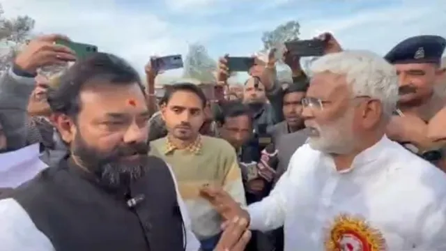 BJP विधायक बृजभूषण राजपूत, स्वतंत्र देव सिंह घेराव, महोबा भाजपा विधायक, यूपी राजनीति खबर, योगी सरकार विवाद, भाजपा नोटिस समाचार,BJP MLA Brijbhushan Rajpoot, Swatantra Dev Singh Gherao, UP Politics News, BJP Notice to MLA, Mahoba Political News,भाजपा विधायक बृजभूषण राजपूत, जल शक्ति मंत्री स्वतंत्र देव सिंह, महोबा राजनीतिक विवाद,BJP MLA Brijbhushan Rajpoot Image, Jal Shakti Minister Swatantra Dev Singh, Mahoba Protest News,#BJPMLA, #BrijbhushanRajpoot, #SwatantraDevSingh, #UPPolitics, #MahobaNews, #YogiGovernment, #BJPDiscipline,