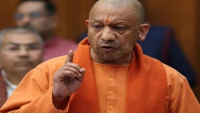 भारत मंडपम प्रदर्शन, Bharat Mandapam Protest, CM Yogi Statement, Yogi Adityanath on Youth Congress, नई दिल्ली राजनीतिक खबर, New Delhi Political News, Indian Youth Congress Protest, Delhi Police Action News, AI Summit Delhi Controversy,भारत मंडपम टॉपलेस प्रदर्शन, Bharat Mandapam Topless Protest News, यूथ कांग्रेस विरोध, Youth Congress Demonstration Delhi, दिल्ली ताजा राजनीतिक खबर, Delhi Breaking Political News, CM Yogi Latest Statement,#भारत_मंडपम_प्रदर्शन, #BharatMandapam, #CMYogi, #YouthCongress, #DelhiNews, #PoliticalNewsIndia, #NewDelhi, #BreakingNews,