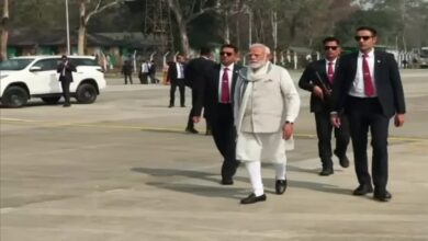 डिब्रूगढ़ ELF पर पीएम मोदी, असम दौरा पीएम मोदी, कुमार भास्कर वर्मा सेतु उद्घाटन, IIM गुवाहाटी समाचार, नॉर्थईस्ट विकास परियोजना, पीएम eBus योजना, डिब्रूगढ़ रक्षा अवसंरचना, असम ब्रेकिंग न्यूज़,Dibrugarh ELF PM Modi, Assam visit Narendra Modi, Kumar Bhaskar Varma Setu inauguration, IIM Guwahati launch, North East infrastructure news, PM eBus scheme India, Assam development projects,PM Modi landing at Dibrugarh ELF, Assam emergency landing facility, Brahmaputra bridge inauguration, IIM Guwahati campus image, Electric buses flag off ceremony,#DibrugarhELF, #PMModi, #AssamNews, #NorthEastIndia, #Infrastructure, #DigitalIndia, #eBusScheme,