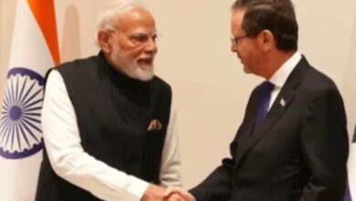PM Modi-Prez Herzog Meet, नरेंद्र मोदी इजरायल दौरा, Isaac Herzog India invitation, भारत इजरायल संबंध, Yad Vashem visit, Knesset address Modi, Narendra Modi Israel Visit 2026, India Israel Strategic Partnership, नई दिल्ली अंतरराष्ट्रीय खबर, Jerusalem diplomatic meeting, Political News International, Israel President India Visit Invite,PM Modi Israel Meeting Photo, मोदी हर्जोग मुलाकात तस्वीर, Yad Vashem Memorial Visit PM Modi, Netanyahu Modi Meeting 2026, Knesset Speech Narendra Modi, Israel India Bilateral Talks, Jerusalem Presidential Garden Tree Plantation,नई दिल्ली, भारत, इजरायल, यरुशलम, अंतरराष्ट्रीय राजनीतिक खबर, प्रधानमंत्री नरेंद्र मोदी, राष्ट्रपति इसाक हर्जोग, बेंजामिन नेतन्याहू, विदेश मंत्रालय भारत, International Political News Delhi, India Israel News 2026, Narendra Modi Israel Visit Latest Update, Isaac Herzog India Invitation News, Jerusalem Diplomatic Meeting Update, Strategic Partnership India Israel, Political Breaking News India,