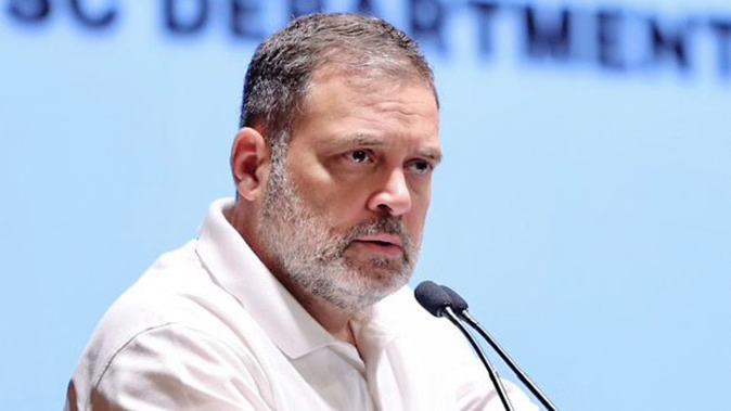 West Asia Crisis Rahul Gandhi statement, Iranian warship sinking news, Rahul Gandhi attacks PM Modi, Iran US conflict Indian Ocean, India oil supply Strait of Hormuz risk, पश्चिम एशिया संकट राहुल गांधी बयान, ईरानी युद्धपोत डूबने की खबर, राहुल गांधी मोदी पर हमला, हिंद महासागर युद्धपोत घटना, भारत तेल आपूर्ति संकट, नई दिल्ली अंतरराष्ट्रीय राजनीति समाचार,West Asia crisis news India, Rahul Gandhi on Iranian warship sinking, US submarine attack Iran ship Indian Ocean, Strait of Hormuz oil supply risk India, PM Modi response West Asia conflict, पश्चिम एशिया युद्ध संकट खबर, राहुल गांधी मोदी प्रतिक्रिया, हिंद महासागर ईरान जहाज डूबा, भारत ऊर्जा सुरक्षा खबर, New Delhi international political news,#WestAsiaCrisis, #RahulGandhi, #NarendraModi, #IranUSConflict, #IndianOcean, #IRISDena, #MiddleEastTension, #OilSupplyRisk, #GlobalPolitics, #InternationalNews,