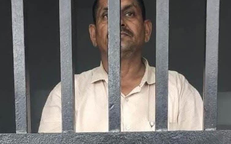 गोरखपुर गैस सिलेंडर कालाबाजारी खबर, यूपी एलपीजी ब्लैक मार्केटिंग मामला, गोरखपुर गैस एजेंसी सील खबर, LPG black marketing Gorakhpur news, gas cylinder black market case Uttar Pradesh, Ashish Gas Service Gorakhpur case news, UP gas cylinder black marketing action news,गोरखपुर गैस एजेंसी सील फोटो, एलपीजी कालाबाजारी कार्रवाई उत्तर प्रदेश, पुलिस गिरफ्तारी गैस एजेंसी मालिक, Gorakhpur LPG agency sealed photo, LPG black marketing raid news India,गोरखपुर जिला गैस सिलेंडर कालाबाजारी खबर, उत्तर प्रदेश एलपीजी ब्लैक मार्केटिंग न्यूज़, Gorakhpur LPG cylinder black marketing news, Uttar Pradesh gas cylinder raid news, Pawan Verma gas agency case Gorakhpur news, LPG distribution irregularities UP news,#GorakhpurNews, #LPGBlackMarketing, #GasCylinder, #UPNews, #BreakingNews, #PoliceAction, #GasAgencyRaid, #IndiaNews, #GoogleDiscover