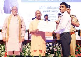 #YogiAdityanath, #UPPolice, #ReelNews, #GovernmentEmployees, #Lucknow, #UPNews, #PoliceDiscipline, #CMYogi, #SocialMediaReels, #LawAndOrder, #UttarPradesh, #BreakingNews, #GovernmentJobs, #PublicService, #AdministrativeDiscipline,Yogi Adityanath, UP Police, Government Employees, Lucknow Lok Bhawan, Appointment Letter Distribution, Social Media Reels, Police Discipline, Uttar Pradesh Government,योगी आदित्यनाथ, यूपी पुलिस, सरकारी कर्मचारी, लोकभवन लखनऊ, नियुक्ति पत्र वितरण, ड्यूटी अनुशासन, सोशल मीडिया रील, उत्तर प्रदेश सरकार,CM Yogi Adityanath, UP Police Reel News, Government Employees Reel, Duty Time Reel Video, Yogi Adityanath Statement, Uttar Pradesh News, Lucknow Lok Bhawan, Police Discipline News, Government Staff Guidelines, UP Government News, CM Yogi Latest News,सीएम योगी बयान, योगी आदित्यनाथ समाचार, यूपी पुलिस रील, ड्यूटी पर रील, सरकारी कर्मचारी रील वीडियो, उत्तर प्रदेश पुलिस, योगी आदित्यनाथ नसीहत, लखनऊ लोकभवन, सरकारी कर्मचारियों के लिए निर्देश, यूपी कानून व्यवस्था, योगी सरकार समाचार, पुलिस अनुशासन,