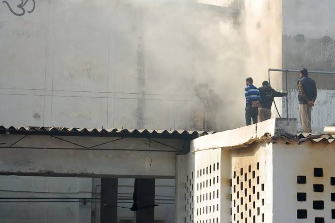 Lucknow Cold Storage Fire, Himalaya Cold Storage Fire, Chinhat Fire News, Lucknow Breaking News, Ayodhya Road Fire Incident, Cold Storage Fire in Lucknow, Lucknow Fire Department, Chinhat Cold Storage Incident, Uttar Pradesh Fire News, Fire Breaking News Lucknow, Industrial Fire Lucknow, Disaster News Uttar Pradesh, Fire Rescue Operation Lucknow, Lucknow Police News, UP Fire Incident,