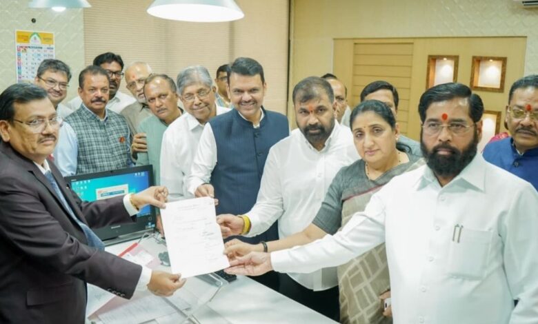 #SachinAhir, #UddhavThackeray, #EknathShinde, #ShivSena, #MaharashtraPolitics, #DevendraFadnavis, #SanjayRaut, #PoliticalNews, #MumbaiNews, #GoogleDiscover,सचिन अहीर, उद्धव ठाकरे, एकनाथ शिंदे, शिवसेना, महाराष्ट्र राजनीति, देवेंद्र फडणवीस, संजय राउत, मुंबई समाचार, Sachin Ahir, Uddhav Thackeray, Eknath Shinde, Maharashtra Politics, Shiv Sena News, Political News,Sachin Ahir Shinde Camp, Uddhav Thackeray Setback, Shiv Sena Split, Maharashtra Legislative Council, Political Development, Mahayuti Candidate,सचिन अहीर शिंदे गुट, उद्धव ठाकरे झटका, शिवसेना विभाजन, महाराष्ट्र विधान परिषद, राजनीतिक घटनाक्रम, महायुति उम्मीदवार,Sachin Ahir, Uddhav Thackeray,सचिन अहीर, उद्धव ठाकरे, एकनाथ शिंदे, शिवसेना यूबीटी, महाराष्ट्र राजनीति, डिप्टी स्पीकर चुनाव, महायुति, देवेंद्र फडणवीस, संजय राउत, शिवसेना टूट, मुंबई राजनीतिक समाचार, महाराष्ट्र समाचार, Eknath Shinde, Shiv Sena UBT, Maharashtra Politics, Deputy Speaker Election, Mahayuti, Devendra Fadnavis, Sanjay Raut, Shiv Sena Split, Mumbai Political News, Maharashtra News,