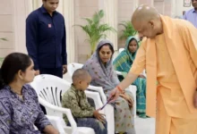 CM योगी जनता दर्शन, योगी आदित्यनाथ जनता दर्शन, लखनऊ जनता दर्शन, मुख्यमंत्री योगी खबर, लखनऊ समाचार, यूपी मुख्यमंत्री समाचार, योगी का जनता दरबार, फरियादियों से मिले सीएम योगी, पुलिस शिकायत, राजस्व शिकायत, लखनऊ जिला, उत्तर प्रदेश राजनीति, यूपी न्यूज, मुख्यमंत्री कार्यालय लखनऊ,CM Yogi Janata Darshan, Yogi Adityanath Latest News, Lucknow News Today, UP CM News, Yogi Janata Darbar, Lucknow Breaking News, Uttar Pradesh Chief Minister, CM Yogi Public Hearing, Police Complaint UP, Revenue Department UP, Lucknow District News, UP Politics News,CM Yogi Janata Darshan Images, Yogi Adityanath Giving Chocolate To Children, Lucknow Public Hearing, UP CM Meeting People, Yogi Hearing Complaints, CM Yogi With Players,#CMYogi, #YogiAdityanath, #JanataDarshan, #LucknowNews, #UPNews, #UttarPradesh, #YogiGovernment, #LucknowBreakingNews, #UPPolitics, #PublicHearing, #ChiefMinister, #Lucknow, #GovernmentNews, #UPCM,