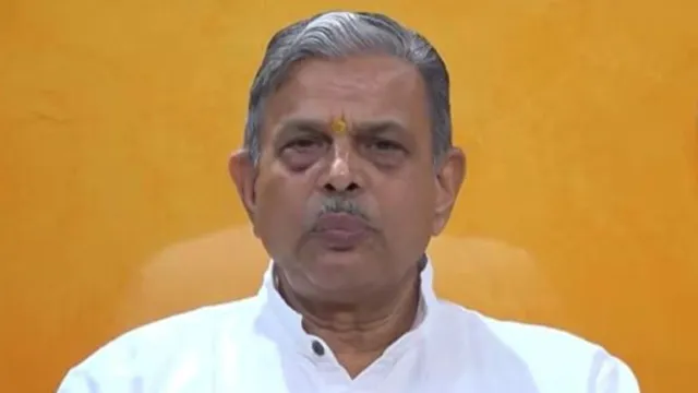 राम मंदिर चंदा चोरी, अयोध्या राम मंदिर चोरी मामला, RSS प्रतिक्रिया, दत्तात्रेय होसबोले बयान, राम मंदिर दान पात्र चोरी, राम जन्मभूमि ट्रस्ट, अयोध्या समाचार, उत्तर प्रदेश समाचार, धार्मिक समाचार, मंदिर प्रबंधन, SIT जांच, राम भक्त, राष्ट्रीय स्वयंसेवक संघ, अयोध्या जिला, उत्तर प्रदेश, राजनीतिक खबर,Ram Mandir donation theft case, Ayodhya Ram Mandir theft news, RSS reaction on Ram Mandir theft, Dattatreya Hosabale statement, Ram Janmabhoomi Trust news, Ayodhya latest news, Uttar Pradesh news, Religious news India, Temple donation theft case, SIT investigation Ayodhya, RSS latest statement, Ayodhya district news, UP political news,Ram Mandir theft image, Dattatreya Hosabale photo, RSS chief statement image, Ayodhya temple news photo, Ram Janmabhoomi Trust image, Donation box theft case image, Uttar Pradesh religious news image,#RamMandir, #Ayodhya, #RSS, #DattatreyaHosabale, #RamJanmabhoomi, #DonationTheft, #AyodhyaNews, #UPNews, #ReligiousNews, #BreakingNews, #GoogleDiscover, #HindiNews, #PoliticalNews, #TempleNews,