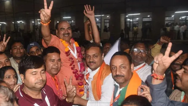 लखनऊ एमएलसी चुनाव परिणाम 2026, उमेश द्विवेदी लगातार तीसरी बार विजयी, लखनऊ शिक्षक निर्वाचन क्षेत्र में भाजपा की जीत, भाजपा और समाजवादी पार्टी के बीच एमएलसी चुनाव मुकाबला, उत्तर प्रदेश विधान परिषद चुनाव मतगणना, यूपी एमएलसी चुनाव में भाजपा की चार सीटों पर जीत,