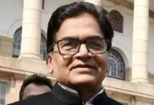 सपा नेता राम गोपाल यादव ने उत्तर प्रदेश में मतदाता सूची से समर्थकों के वोट काटने का आरोप लगाया।